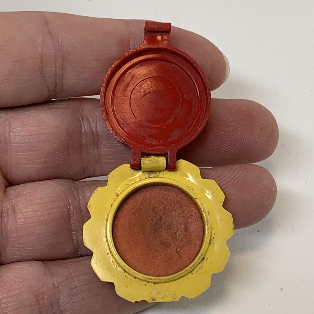Early Mattel Futurland Make Believe Makeup Compact Toy 1940’s Pre Barbie Rare - Picture 7 of 8